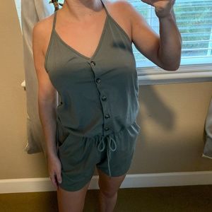 Yibock Green Romper Size Small